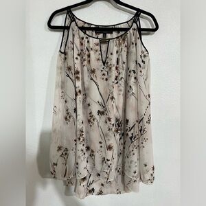 White HOUSE, black market, cold shoulder blouse top size M print